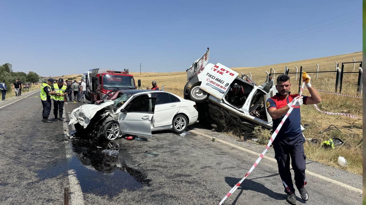 Yozgat’taki trafik kazasında ölen aile toprağa verildi