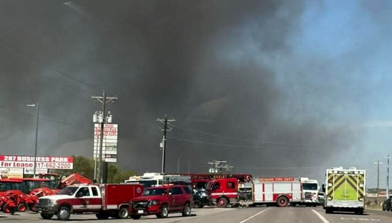 ucak karavan parkina dustu en az 2 olu VCezryjf.jpg