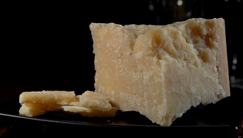 unlu peynire mikrocip yiyenler endiselenmesin GQLVUlEd.jpg