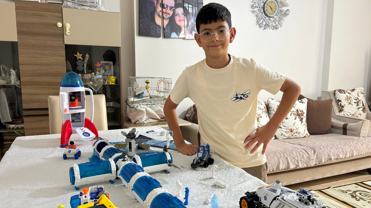 hatayda 11 yasindaki turk dahiye abdden davet TRh1APa4.jpg