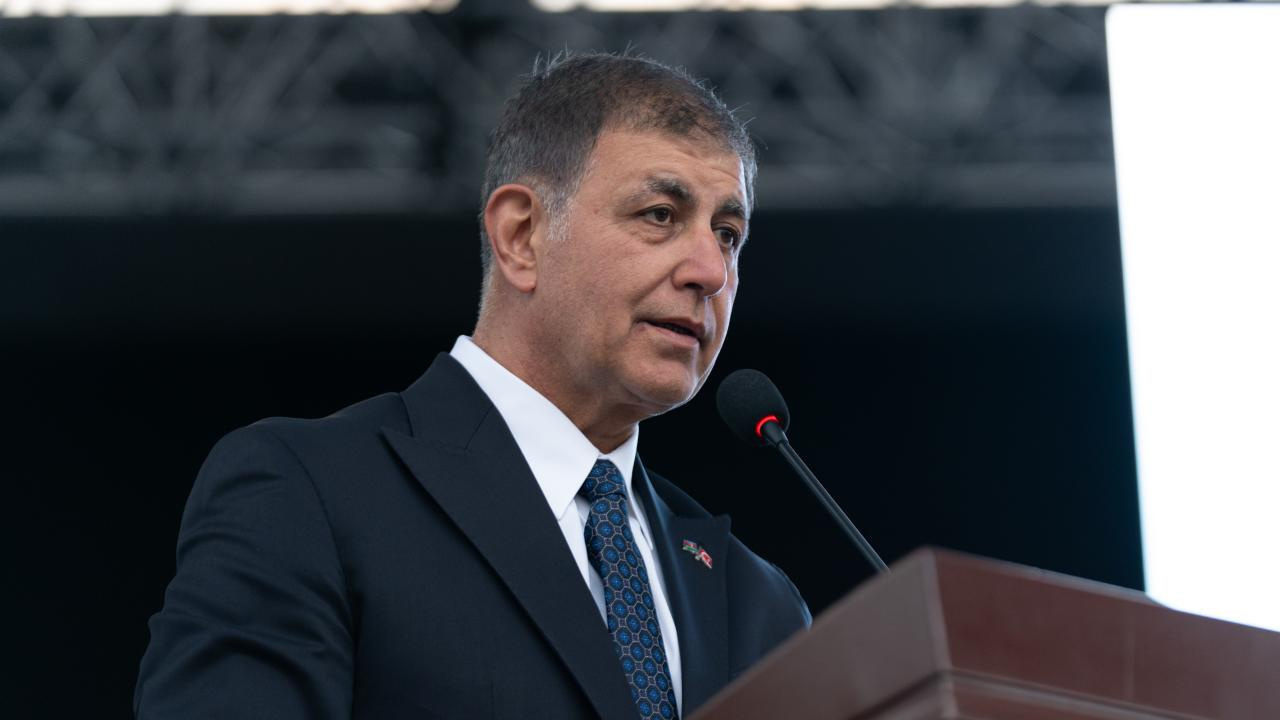 Son Dakika | Cemil Tugay’dan ‘AKP’ye geçiyor’ iddiasına açıklama Haber gorseli